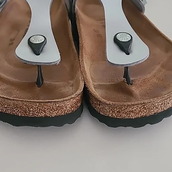 Birkenstock Gizeh Silver Thong Sandals Size 39/8 - Picture 6 of 10